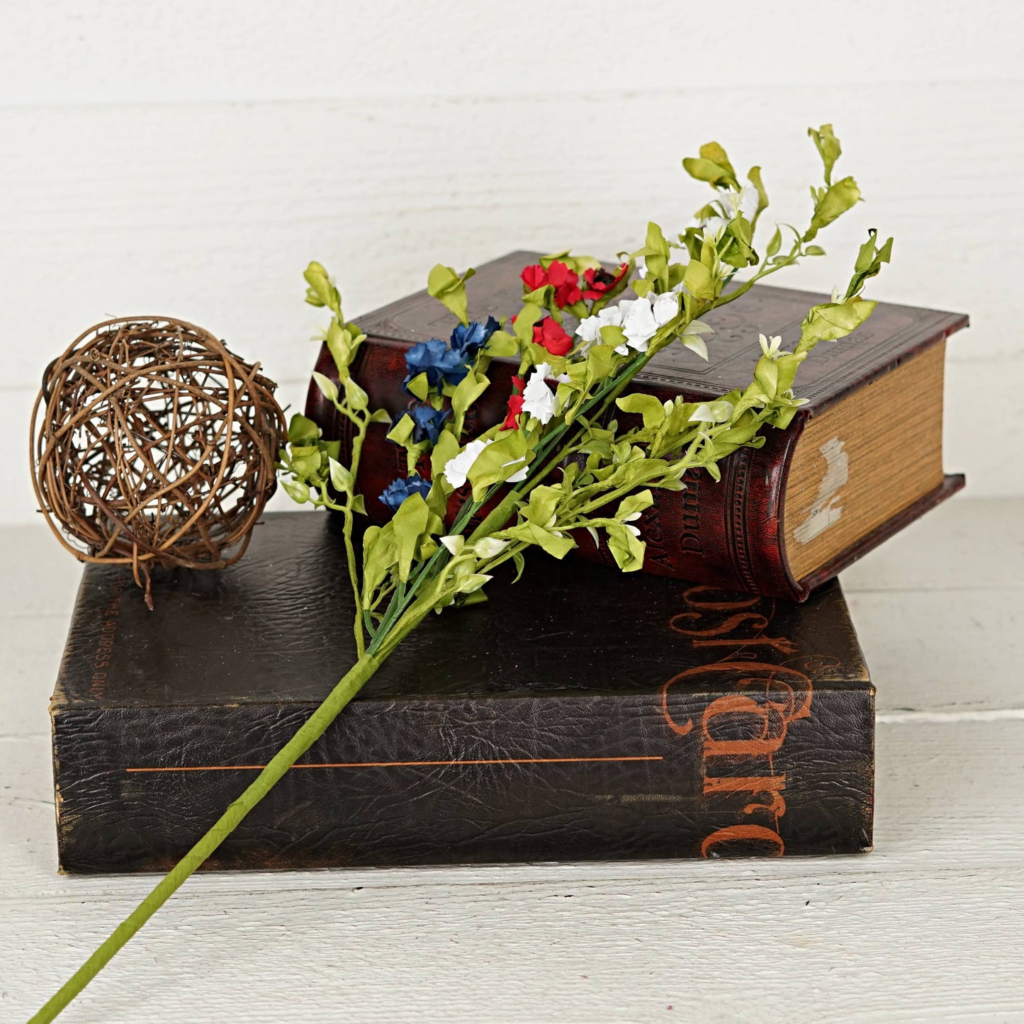 550275- Americana Daisy Blossoms-20in Spray-Spring Floral, E